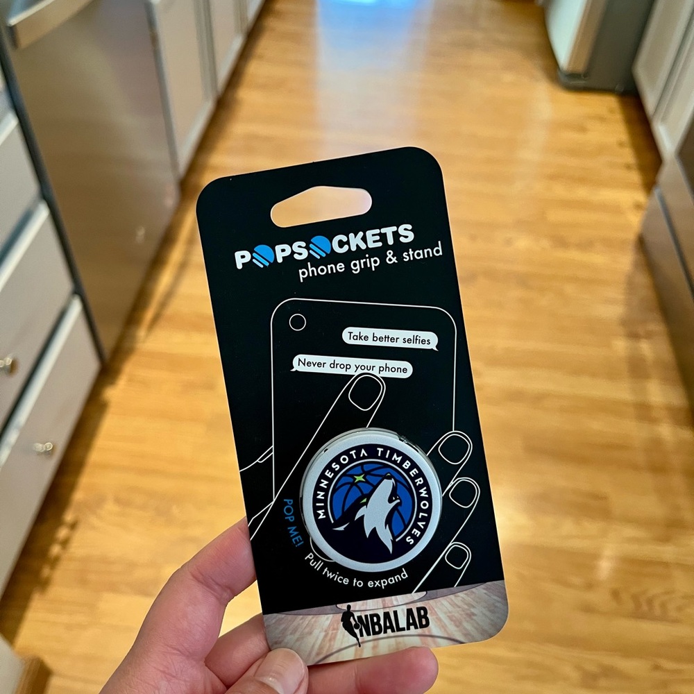 PopSocket Timberwolves Phone Grip and Stand Cover
